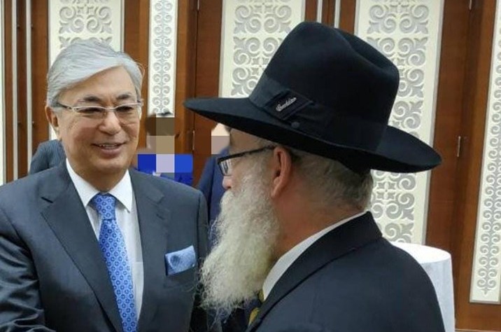 שר התפוצות שוחח עם השליח בקזחסטן: 