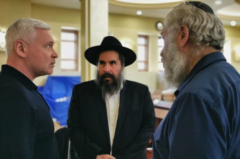 ראש העיר חרקוב הגיע לבקר את שליח הרבי והקהילה היהודית