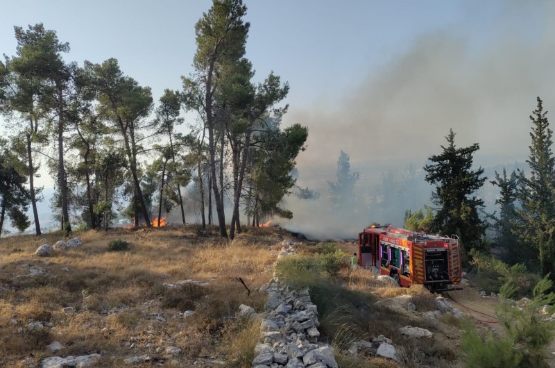 בסמוך לכפר עציון: ערבים הציתו שלוש שריפות ביממה אחת