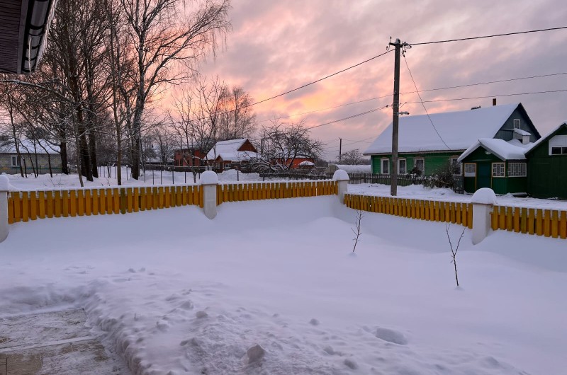 מרהיב: העיירה ליובאוויטש שברוסיה תחת מעטה לבן השלג