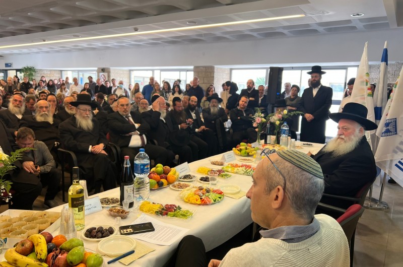 טקס חפיפה במשרד השיכון הבוקר, עם כניסת השר השיכון החדש יצחק גולדקנופף, שמחליף את השר היוצא זאב אלקין. צילום: דוברות