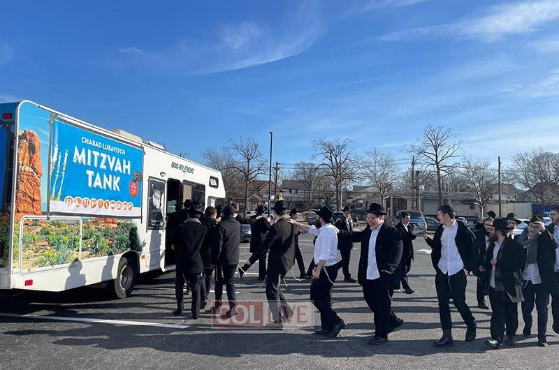 סמוך ל'אוהל': מכינים את 'טנקי המבצעים' לשיירת יו