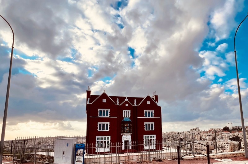 מרהיב: צלם COL שניאור שיף הגיע לביתר וצילם רגע לפני הערב יום י