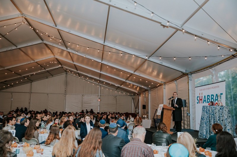 1,000 סטודנטים יהודים הלומדים באוניברסיטת הרווארד המפורסמת השתתפו בערב תפילה ודאגה לתושבי ארץ ישראל בארגון בית חב