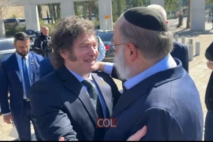 הסופר והמרצה הרב סימון ג'ייקובסון מקראון הייטס, מידידיו האישיים של נשיא ארגנטינה, שהוזמן ע