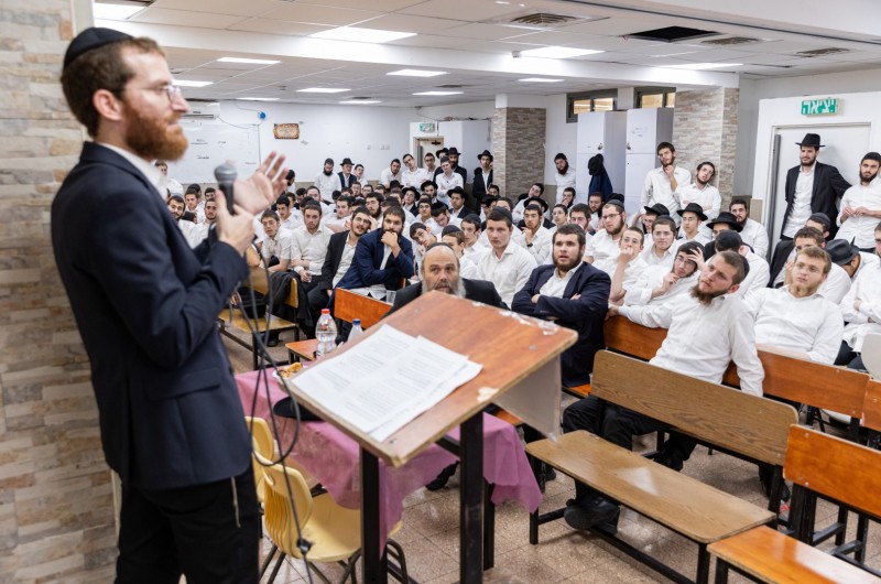 ישיבה אחת, שבעה קעמפים: התמימים מקרית גת בכנס עיון מיוחד