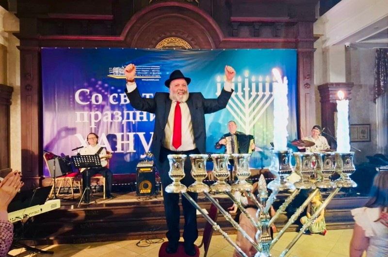 מחממים את הקור הסיבירי: אירוע הדלקת נר ראשון של חנוכה תשפ מחממים את הקור הסיבירי: אירוע הדלקת נר ראשון של חנוכה תשפ