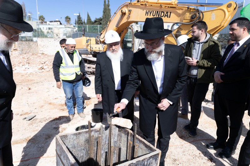 צפת: הנחת אבן הפינה לפנימיית סמינר 'בית חנה' | תיעוד וסיקור