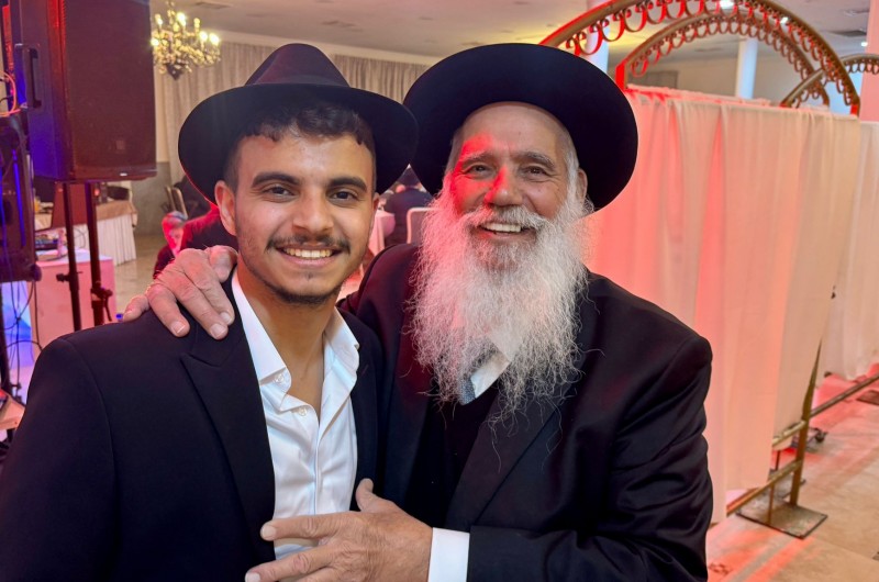 באולם 770 בכפר חב באולם 770 בכפר חב