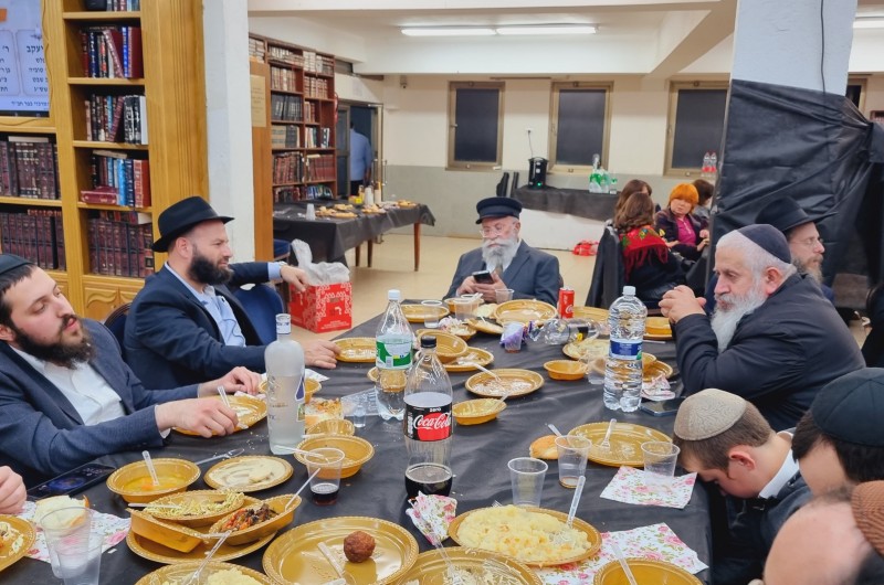 מסורת בת 231: סעודת הודיה לסבא קדישא משפולי בכפר חב