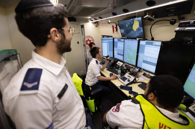 עבר בנס: מתוך 200,000 חוגגים - רק 185 קיבלו סיוע רפואי עבר בנס: מתוך 200,000 חוגגים - רק 185 קיבלו סיוע רפואי