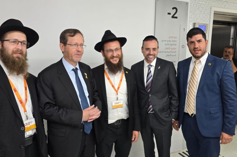 נשיא המדינה ושר הבריאות שיבחו את פעילות חב נשיא המדינה ושר הבריאות שיבחו את פעילות חב