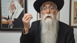 הפרקליט ניצל ממוות! סיפור מרתק לפרשת בחוקותי, ו-58 שנה למבצע תפילין. מאת הרב יוסף הרטמן. צפו: