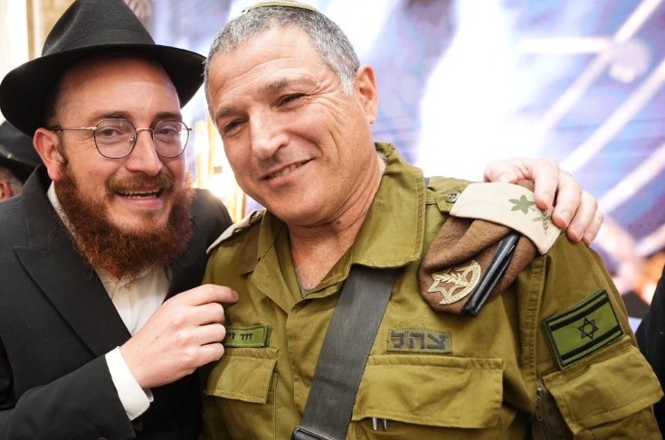 נתניהו בהחלטה דרמטית: ממנה את האלוף זיני לראש השב נתניהו בהחלטה דרמטית: ממנה את האלוף זיני לראש השב