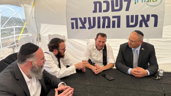 נציגי אגו