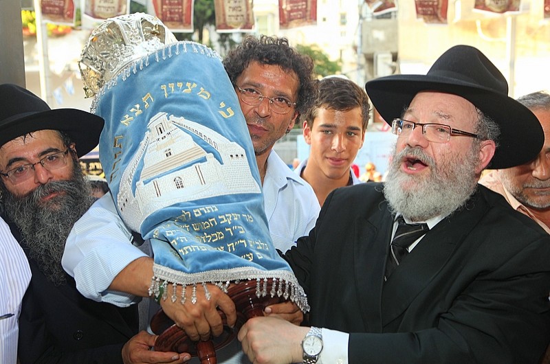 תל אביב מציגה: מעמדי תל אביב מציגה: מעמדי