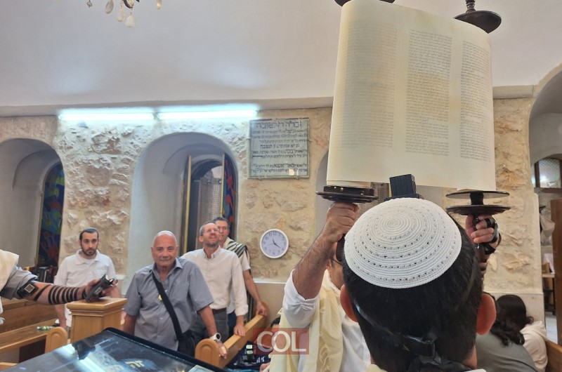 לואיס הר - החטוף שחולץ ממנהרות ארגון הטרור חמאס בעזה, שמח הבוקר בשמחת בר המצווה לאחיינו בבית חב
