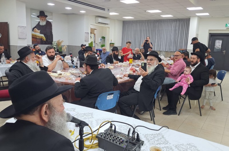 הרב יאיר כלב מתוועד עם אנ הרב יאיר כלב מתוועד עם אנ