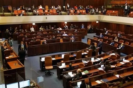 משבר הגיוס: הסיעות החרדיות מאיימות לפזר את הכנסת משבר הגיוס: הסיעות החרדיות מאיימות לפזר את הכנסת