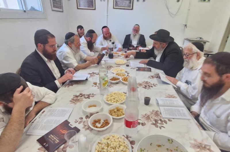 בחיידר אהלי תורה בכפר חב