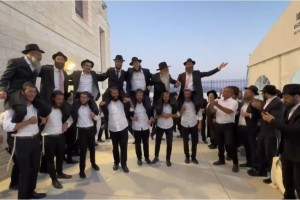 רקדו גם בממ"ד: חתונת הרטמן-גודשמיט בביתר עילית