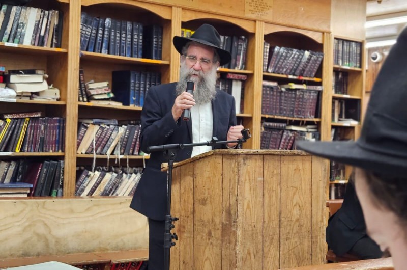 ערב ג' תמוז: הרב סלאווין מסר את שיעור גאומ ערב ג' תמוז: הרב סלאווין מסר את שיעור גאומ