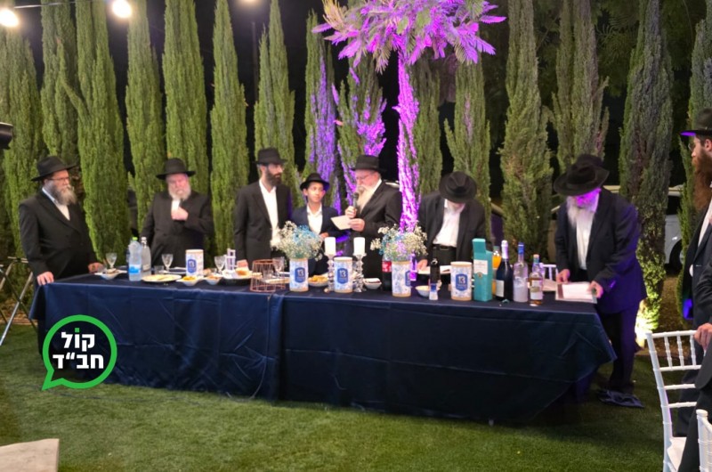 בכפר חב''ד נערכת חגיגת בר המצווה לבנו של ר' חיים ברוד - חבר מועצת שדות דן, הסבא הרב מנחם ברוד כובד בקריאת מכתבו של הרבי, שאותו קיבל לבר מצווה שלו לפני 50 שנה