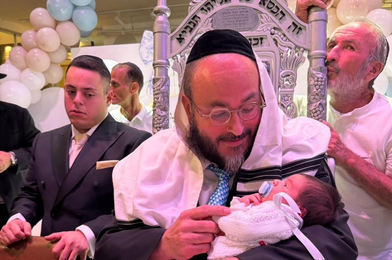 השדרן החב השדרן החב