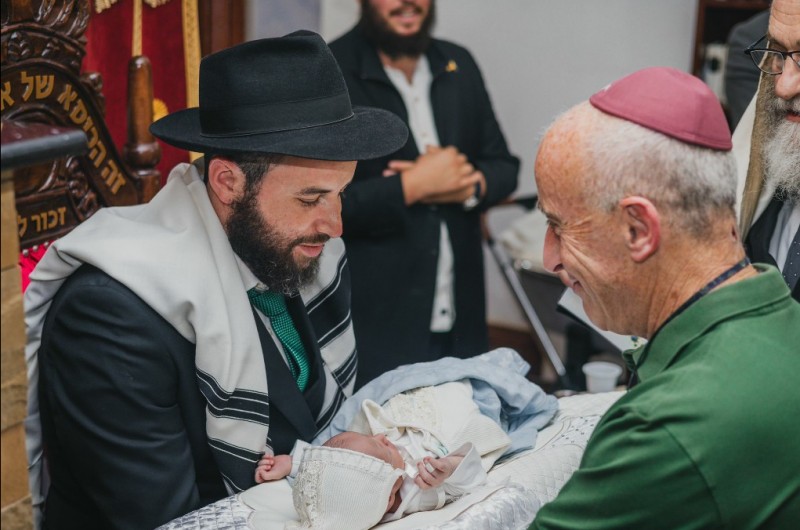 שמחת ברית מילה לבן שלוחי חב שמחת ברית מילה לבן שלוחי חב