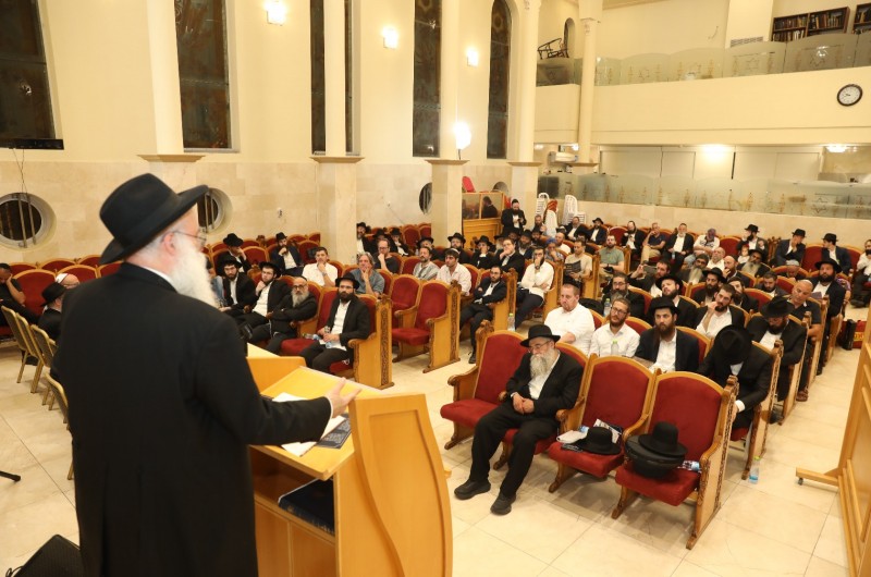 תל אביב פותחת עשור חמישי של כינוסי תורת הגאולה | צפו תל אביב פותחת עשור חמישי של כינוסי תורת הגאולה | צפו