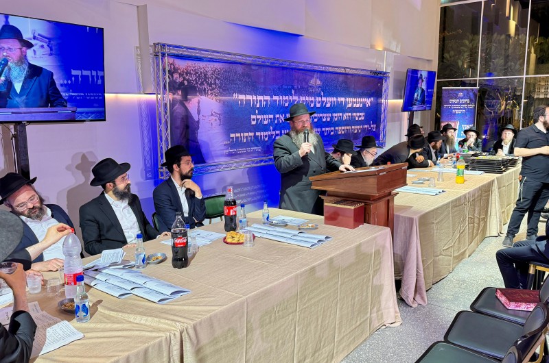 הורים ותמימים נרגשים התכנסו אמש באולם מפואר לרגל סיום שנה