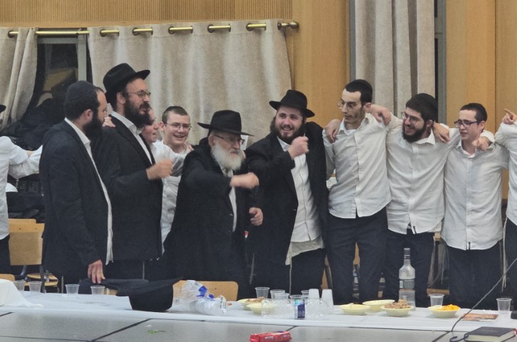 כך עבר על התמימים ב'צעירי ליובאוויטש' יום ההילולא כ' אב