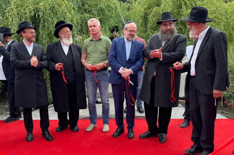 השגריר של טראמפ חנך את 