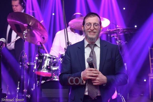 הזיכרונות של מנדי ג'רופי מהסליחות אצל הרבי והסינגל החדש