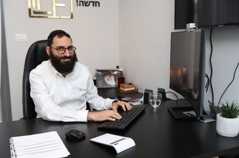 המומחה הפיננסי החב