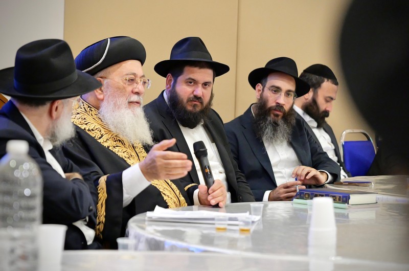 נפתח כינוס השלוחים האזורי באסיה; הרב עמאר משתתף