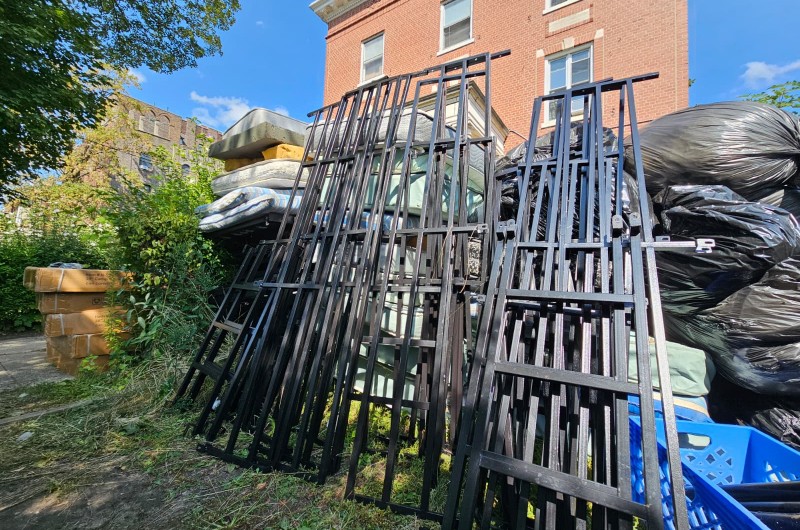 תשרי בפתח: משפחת רובשקין נערכת להכנסת אורחים 