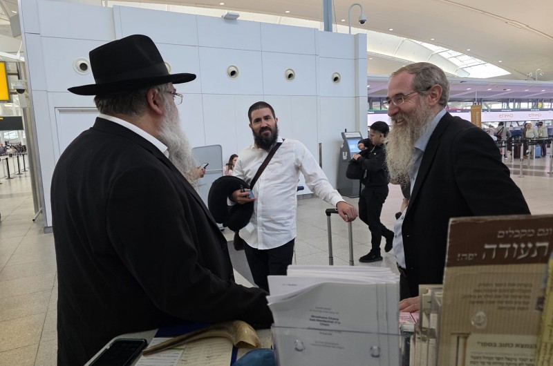 ימים אחרי שפרש מתפקידו כחבר מועצת העיר קרית מלאכי ונציג חב