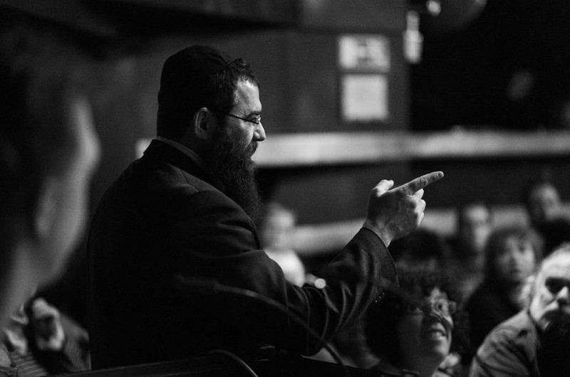 נתתי לך פורשה. מה אתה נוסע כאילו יש לך לאדה?