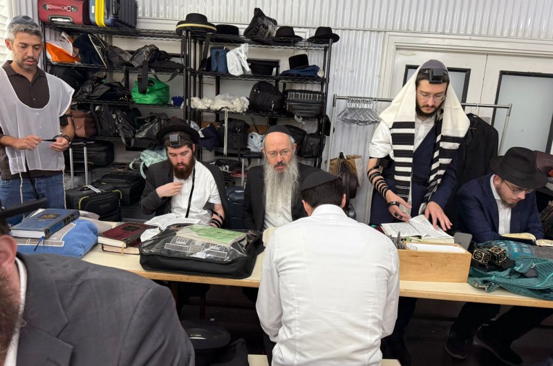 מכל העולם: אנ