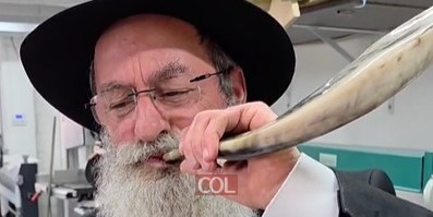 שליח הרבי בבית חב