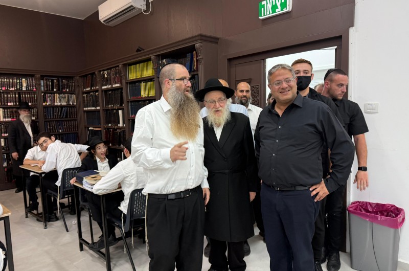 בן-גביר בישיבה: 