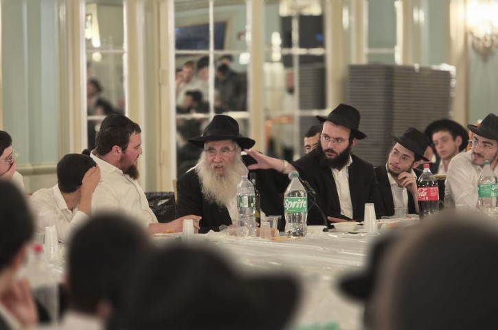 'ועד התמימים' קיים סדר יום מיוחד בו‘ תשרי בחצרות קודשנו