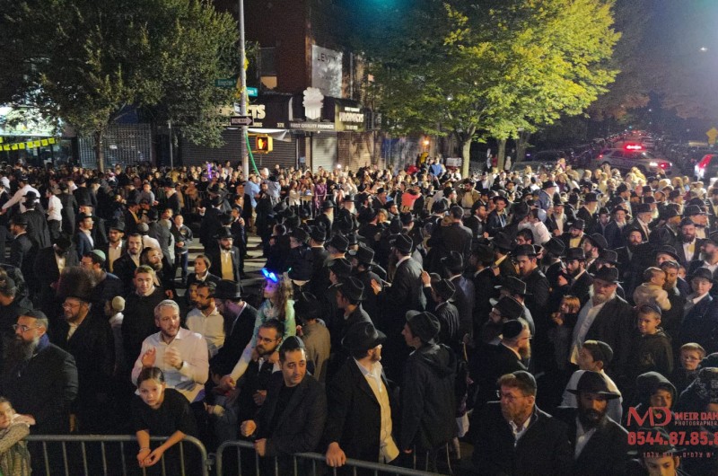 עד הבוקר: ריקודים בשמחת בית השואבה בקראון הייטס | צפו