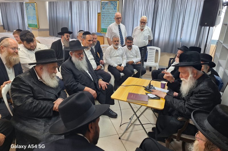 רבה של קהילת חב