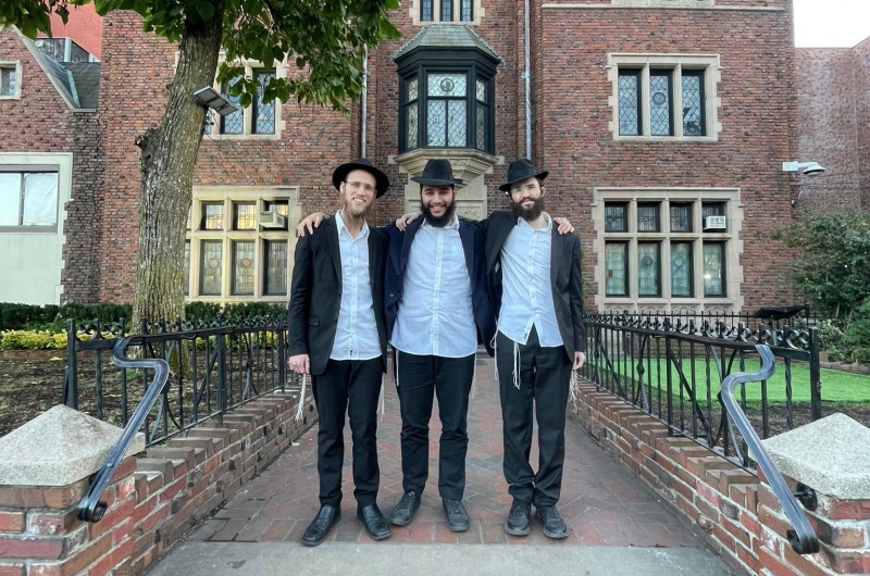 התלמידים השלוחים לישיבת תומכי תמימים (בית הר״ם) בנחלת הר חב״ד לשנת תשפ