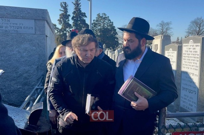 לאחר התפילה ב'אוהל': מיליי זכה באמון לנשיאות ארגנטינה