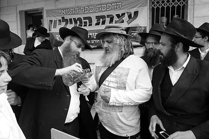 עצרת התפילה מחר בי-ם: בחורים ואנ