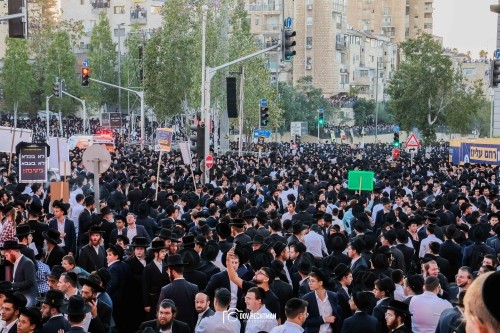 רבבות ישראל בעצרת 
