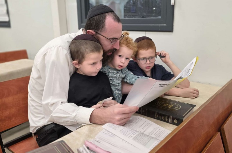 זמן חורף הגיע ואיתו שעת ה'אבות ובנים' בקהילות חב